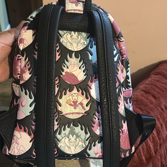 Pastel Disney villain loungefly backpack (Used) - Picture 8 of 8